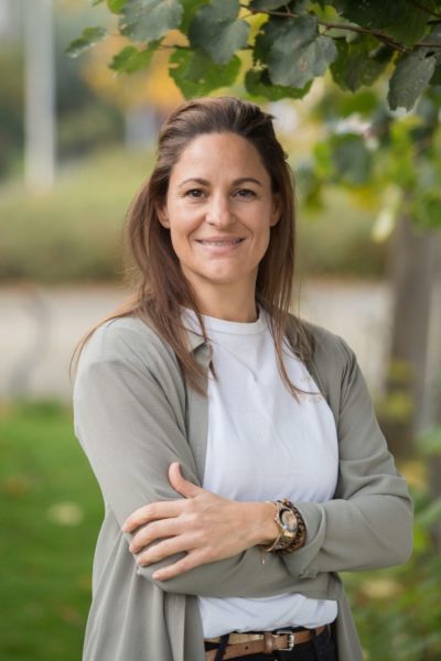 Bianca-van-der-Meer-–-Directeur-zorg-scaled-400x600